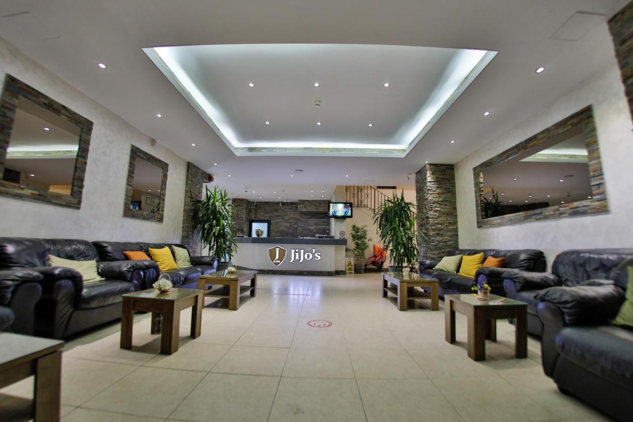 Jijo'S Hotel Mamaia Extérieur photo