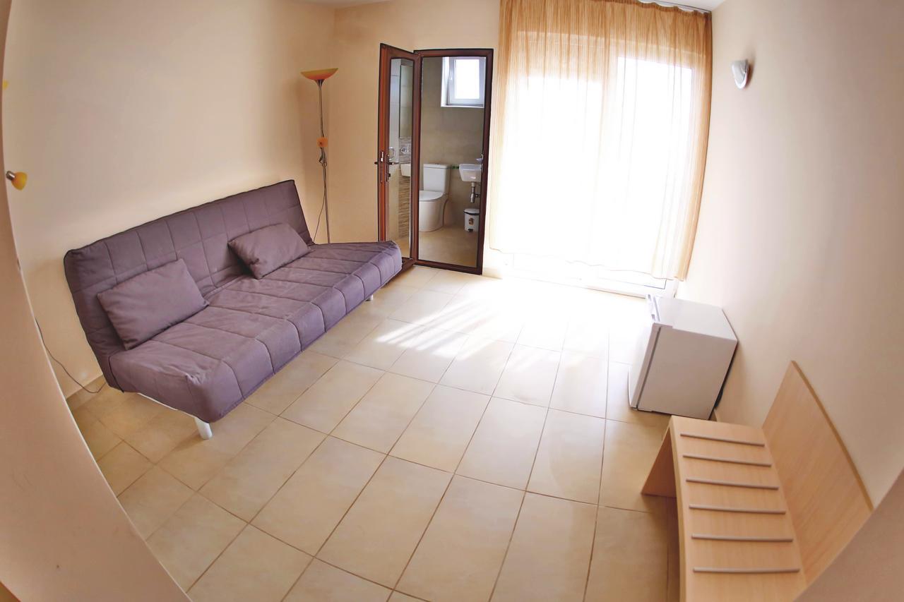 Jijo'S Hotel Mamaia Extérieur photo