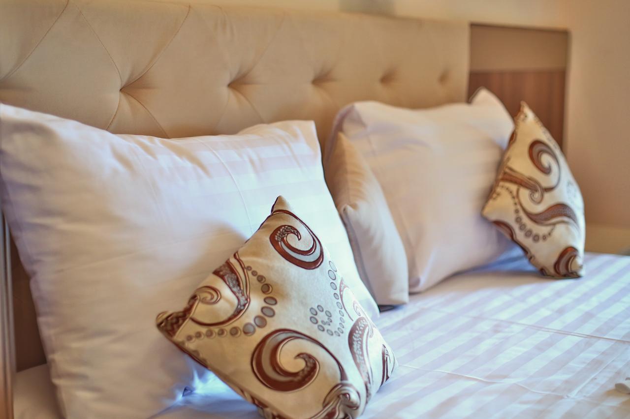 Jijo'S Hotel Mamaia Extérieur photo