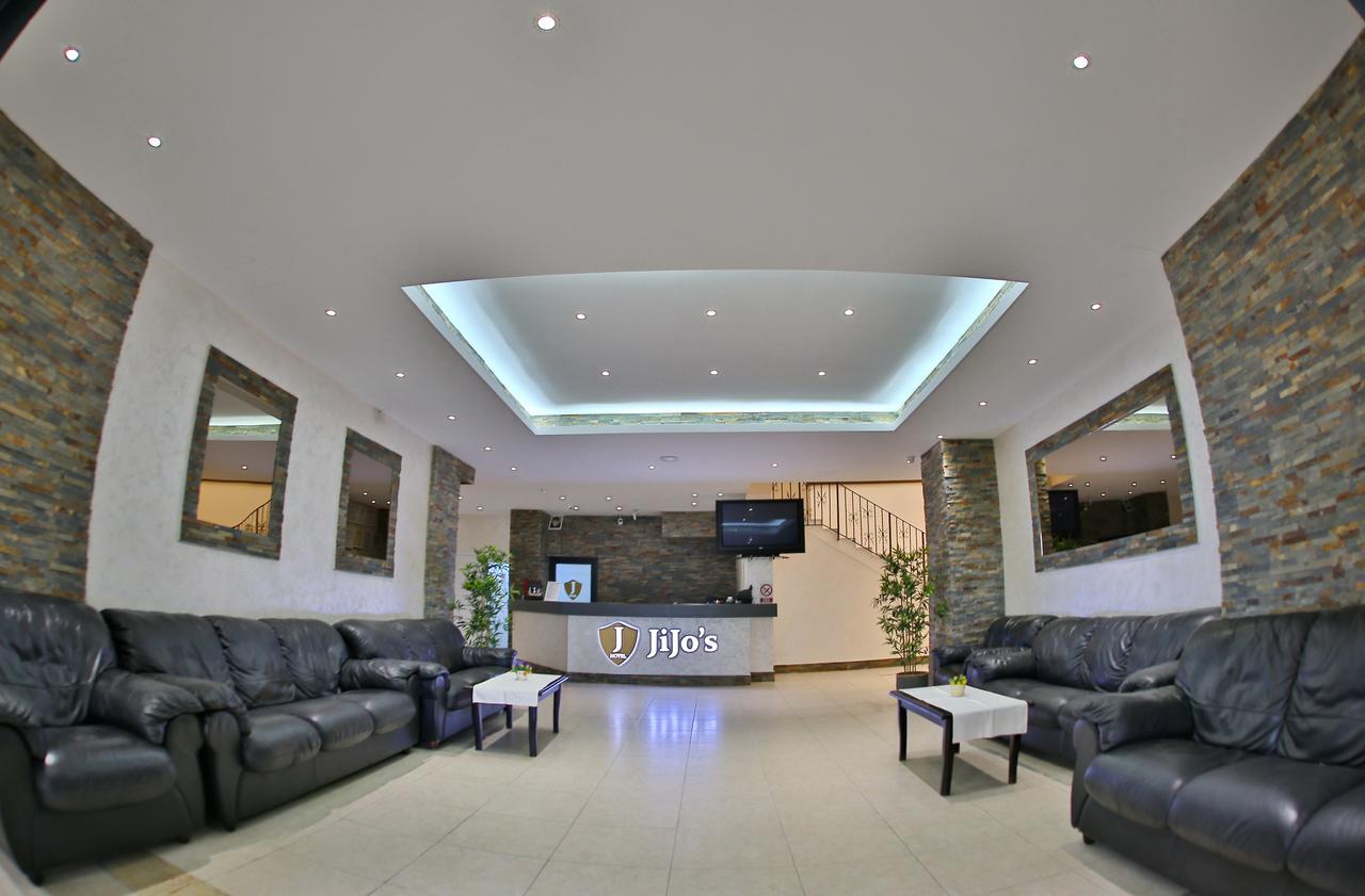 Jijo'S Hotel Mamaia Extérieur photo